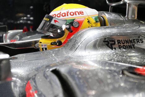Lewis Hamilton nåede at komme på banen i de sidste minutter.